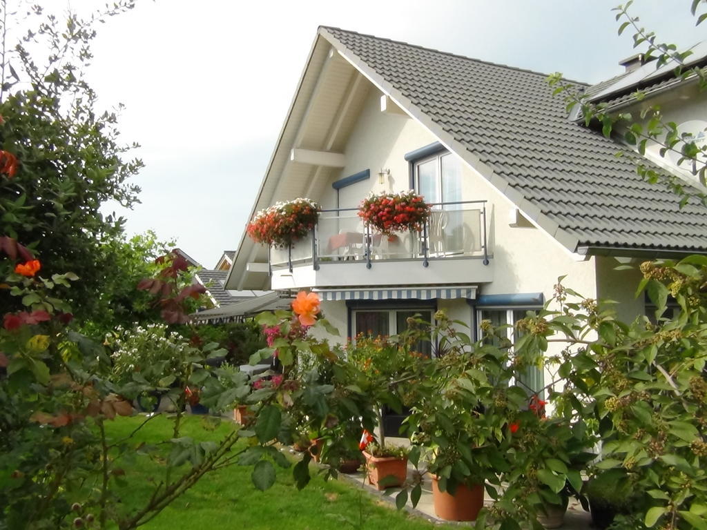 Bed and Breakfast Haus Erika Am Weg Kesswil Экстерьер фото